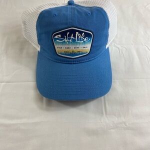 Salt Life baseball Cap.
